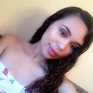 Meet your Posher, Keila